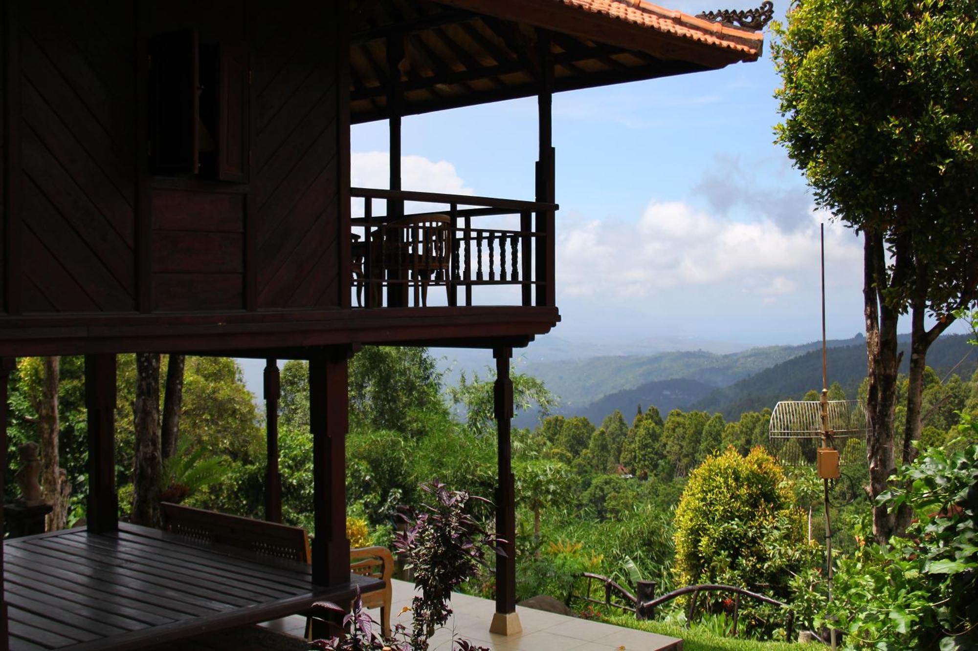 Melanting Cottages Munduk  Room photo