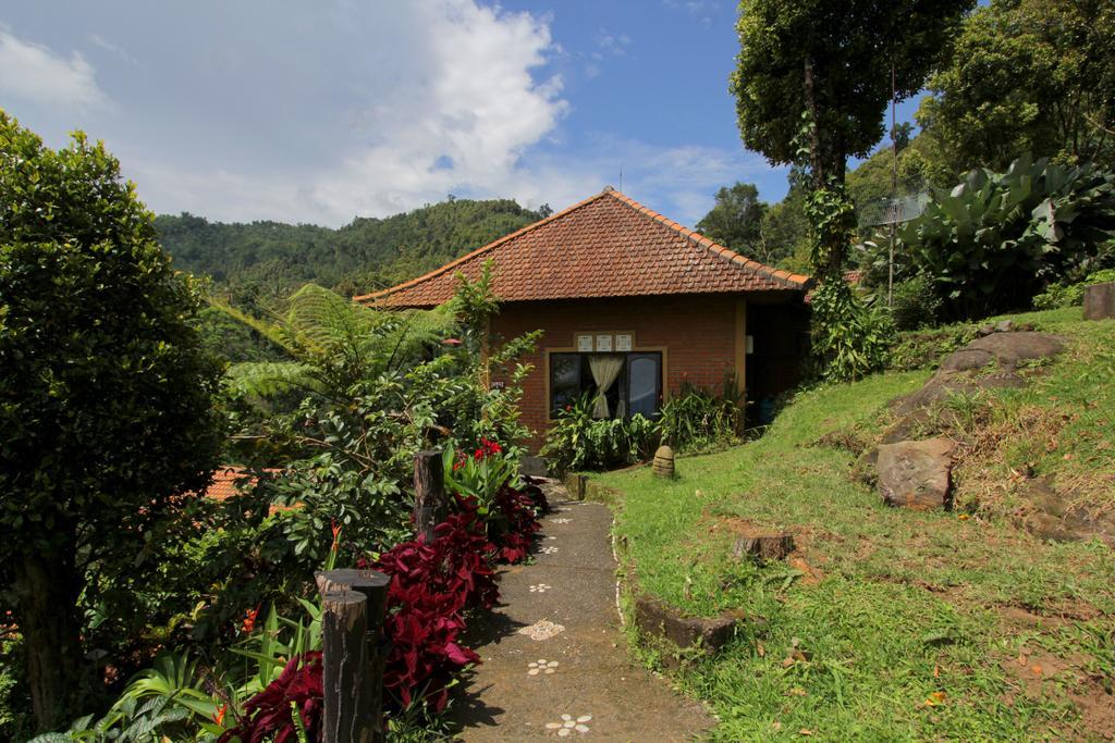 Melanting Cottages Munduk  Exterior photo